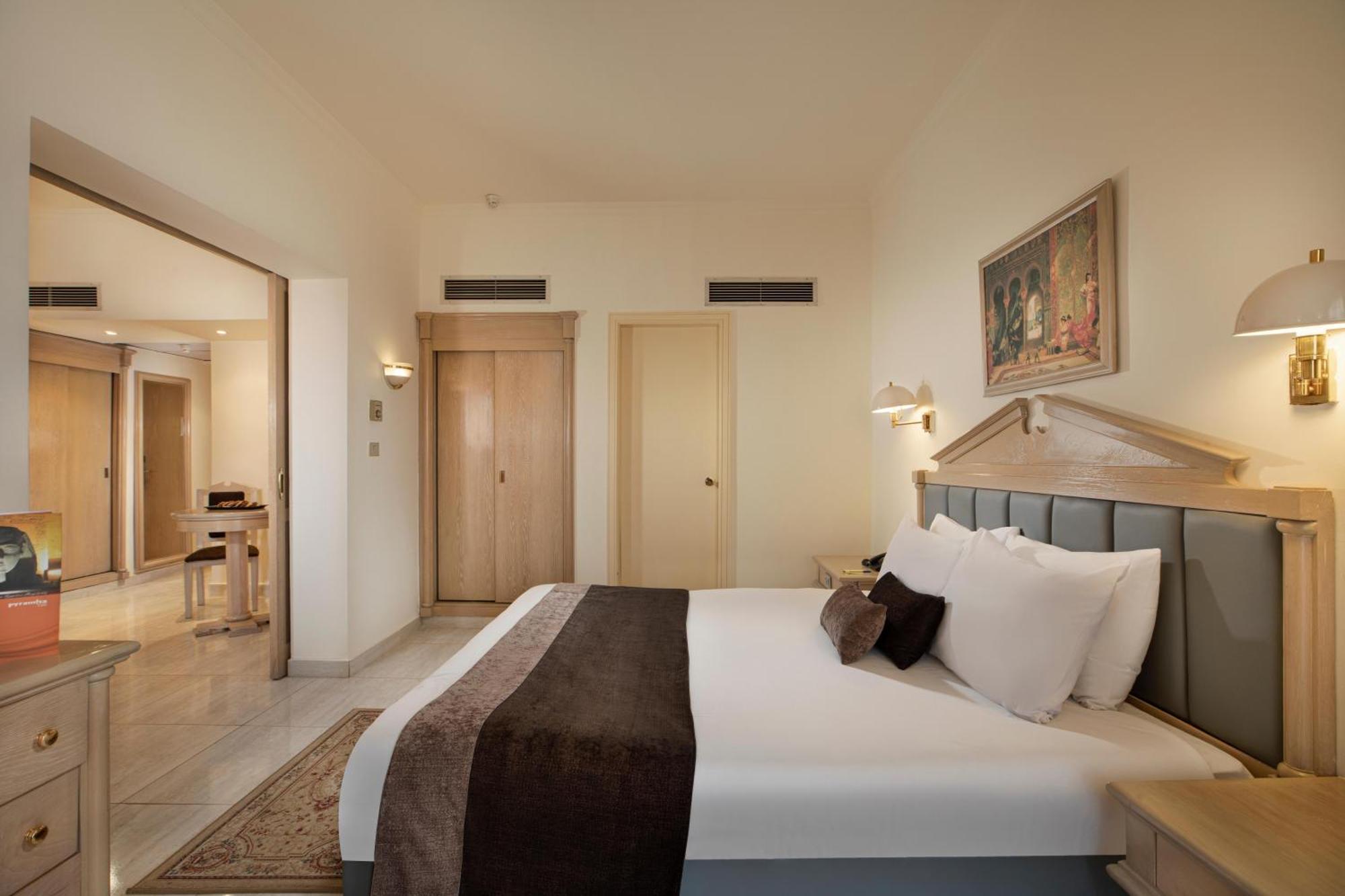 Pyramisa Hotel Luksor Dış mekan fotoğraf