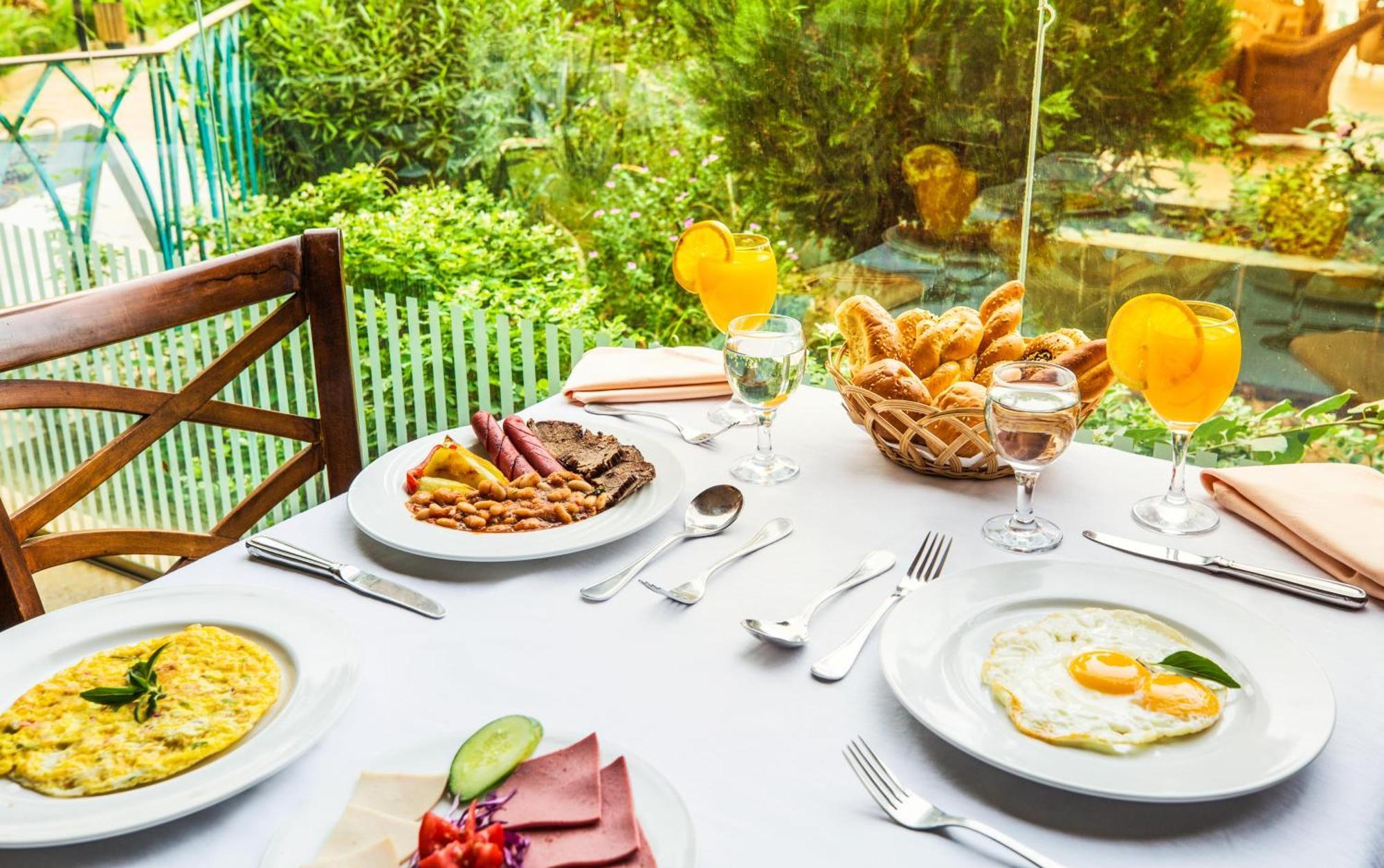 Pyramisa Hotel Luksor Dış mekan fotoğraf