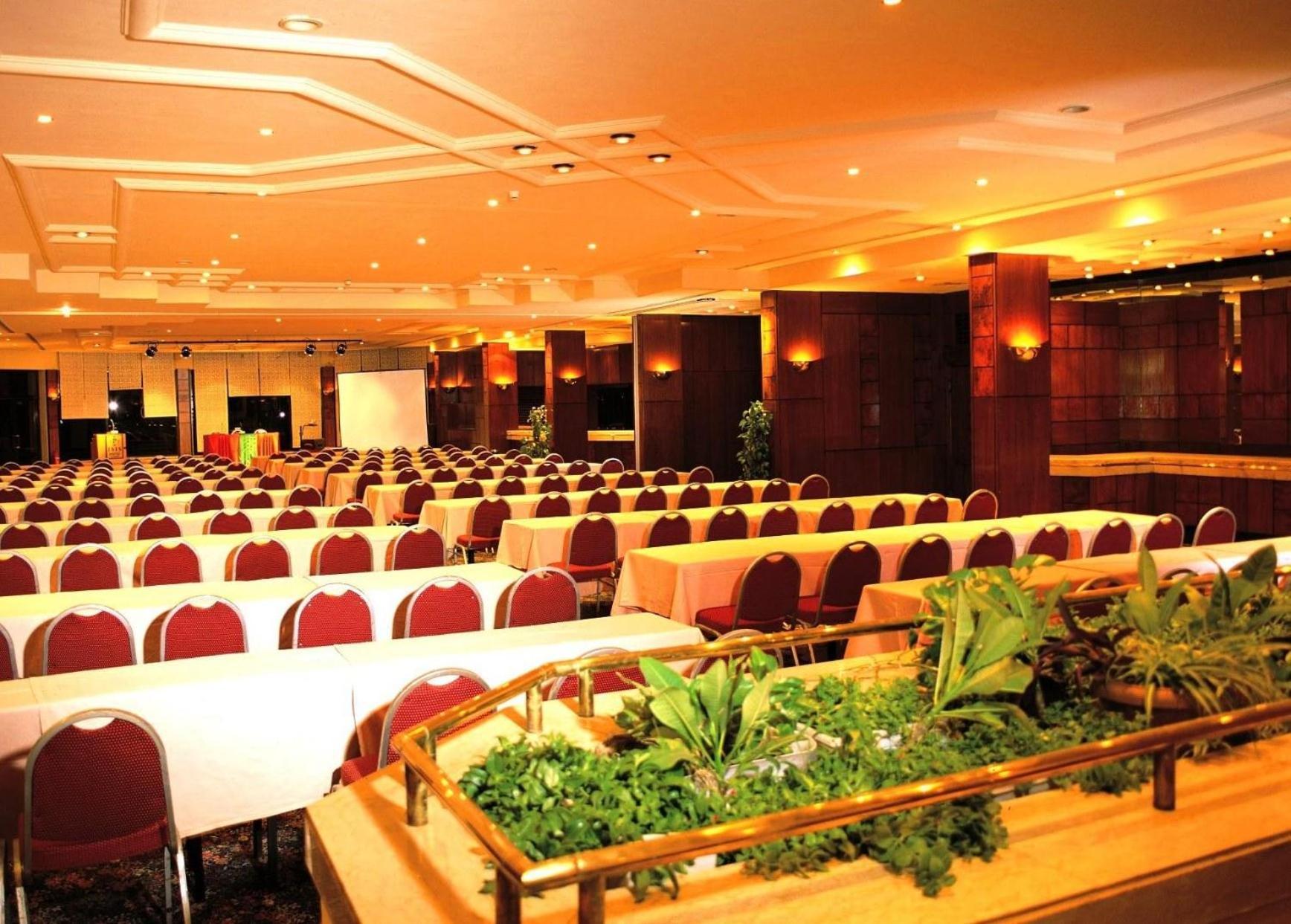 Pyramisa Hotel Luksor Dış mekan fotoğraf